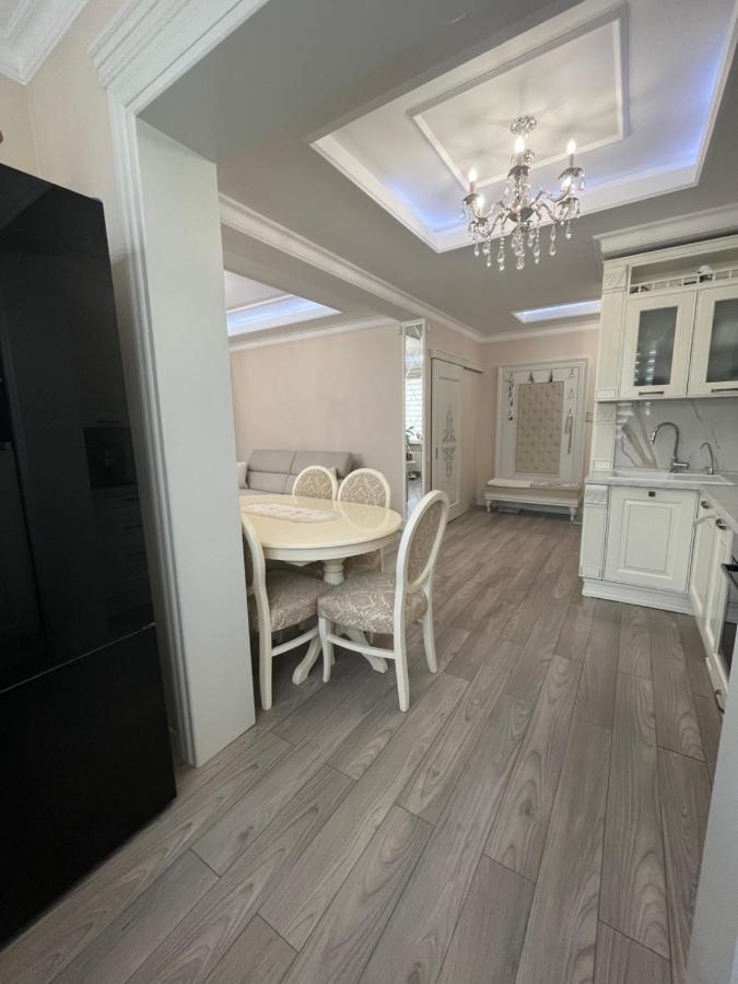 Apartament In The Center Of Chisinau Exterior foto