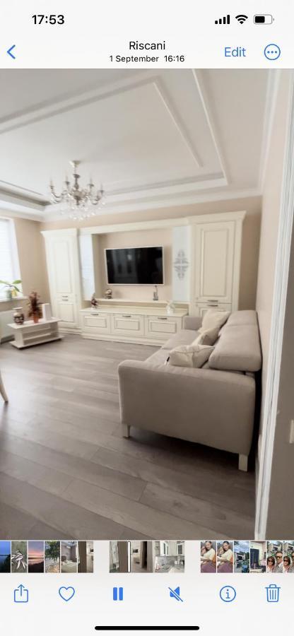 Apartament In The Center Of Chisinau Exterior foto